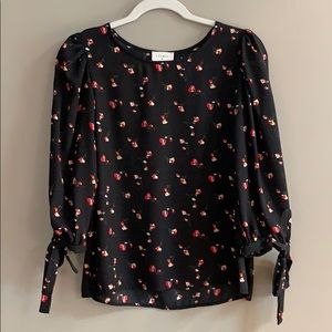 Everly Black Floral Tie-Sleeve Blouse Small